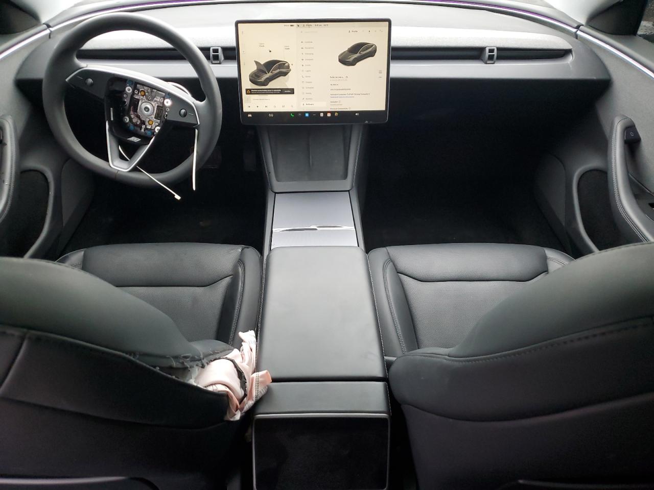 Tesla Model 3 Image 8