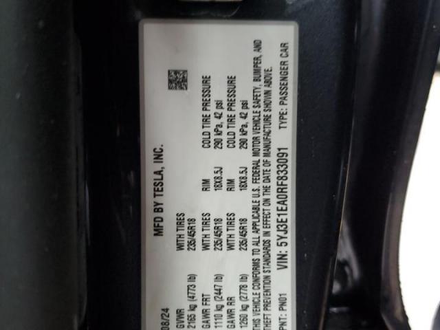 Tesla Model 3 Image 12