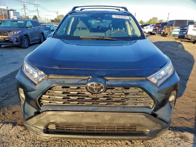 Toyota RAV4 Xle Image 5