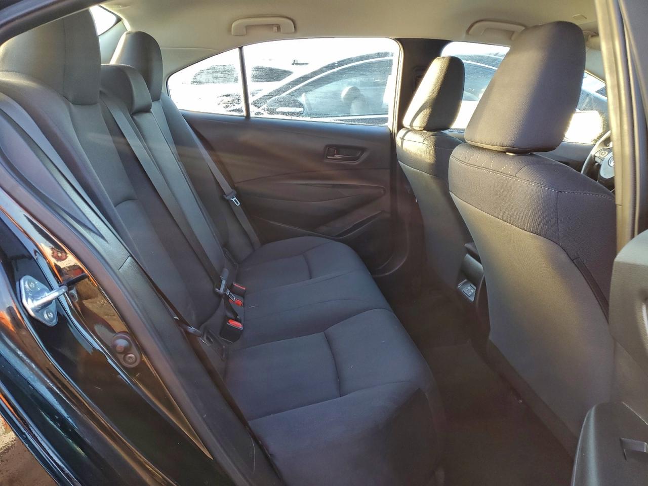 Toyota Corolla Le Image 12