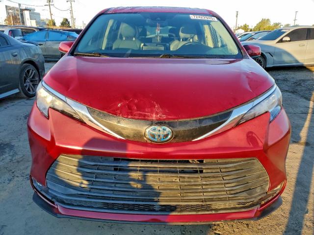 Toyota Sienna Xle Image 13