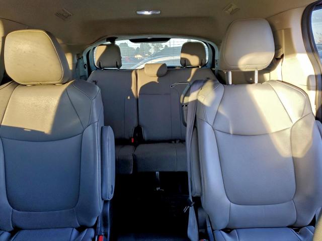 Toyota Sienna Xle Image 12