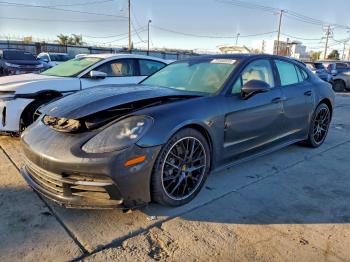 Salvage Porsche Panamera