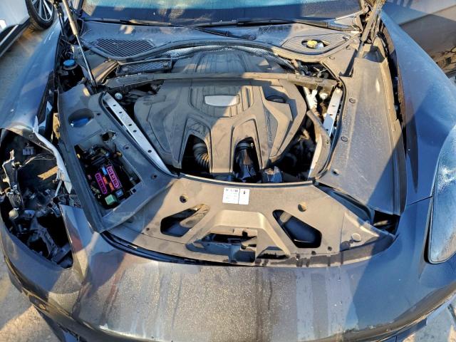 Porsche Panamera 4s Image 10