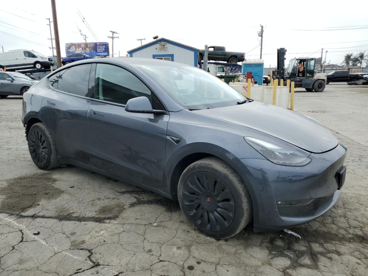 Tesla Model Y Image 2