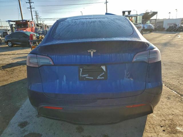 Tesla Model Y Image 11