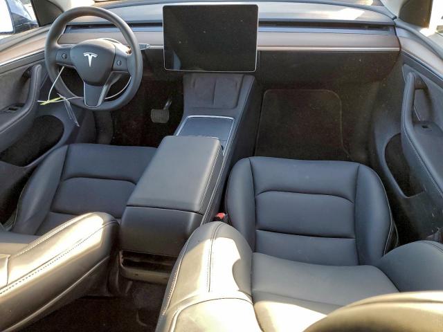 Tesla Model Y Image 9