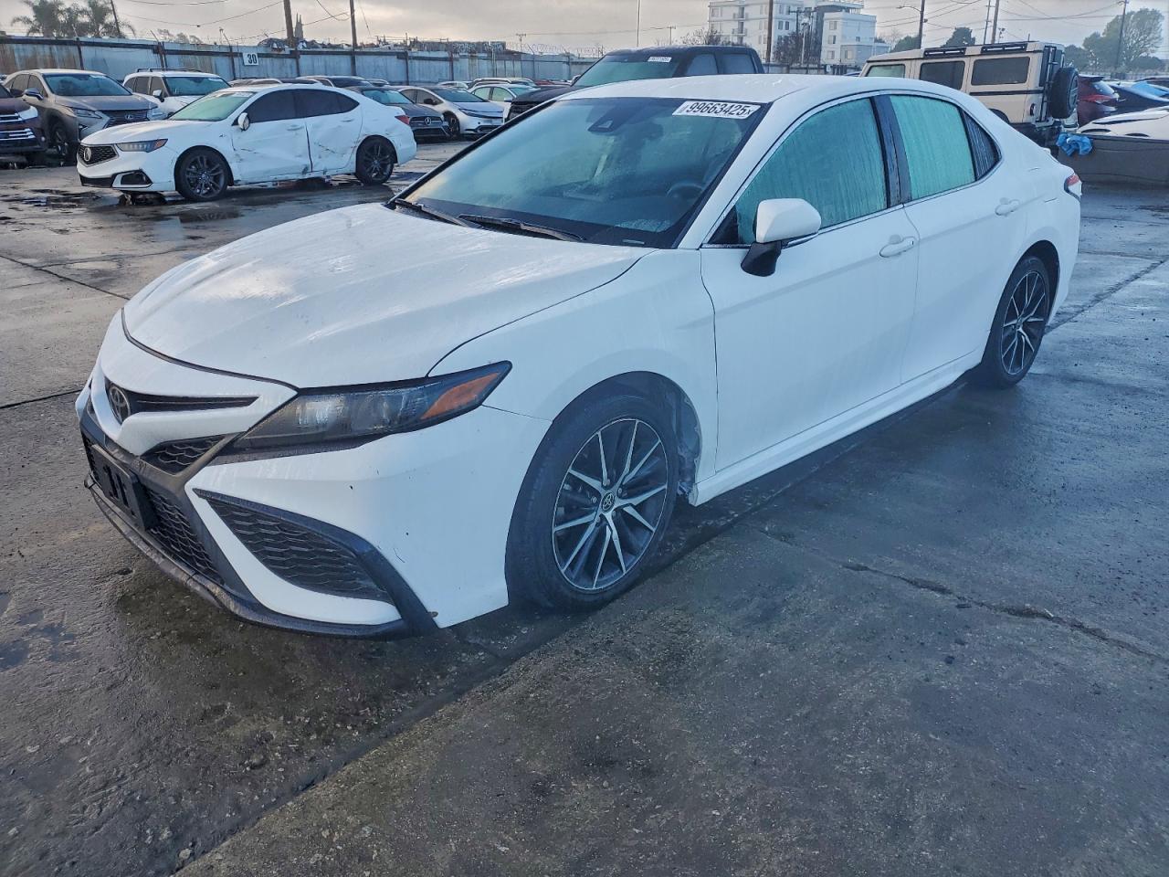 Toyota Camry Se Image 1