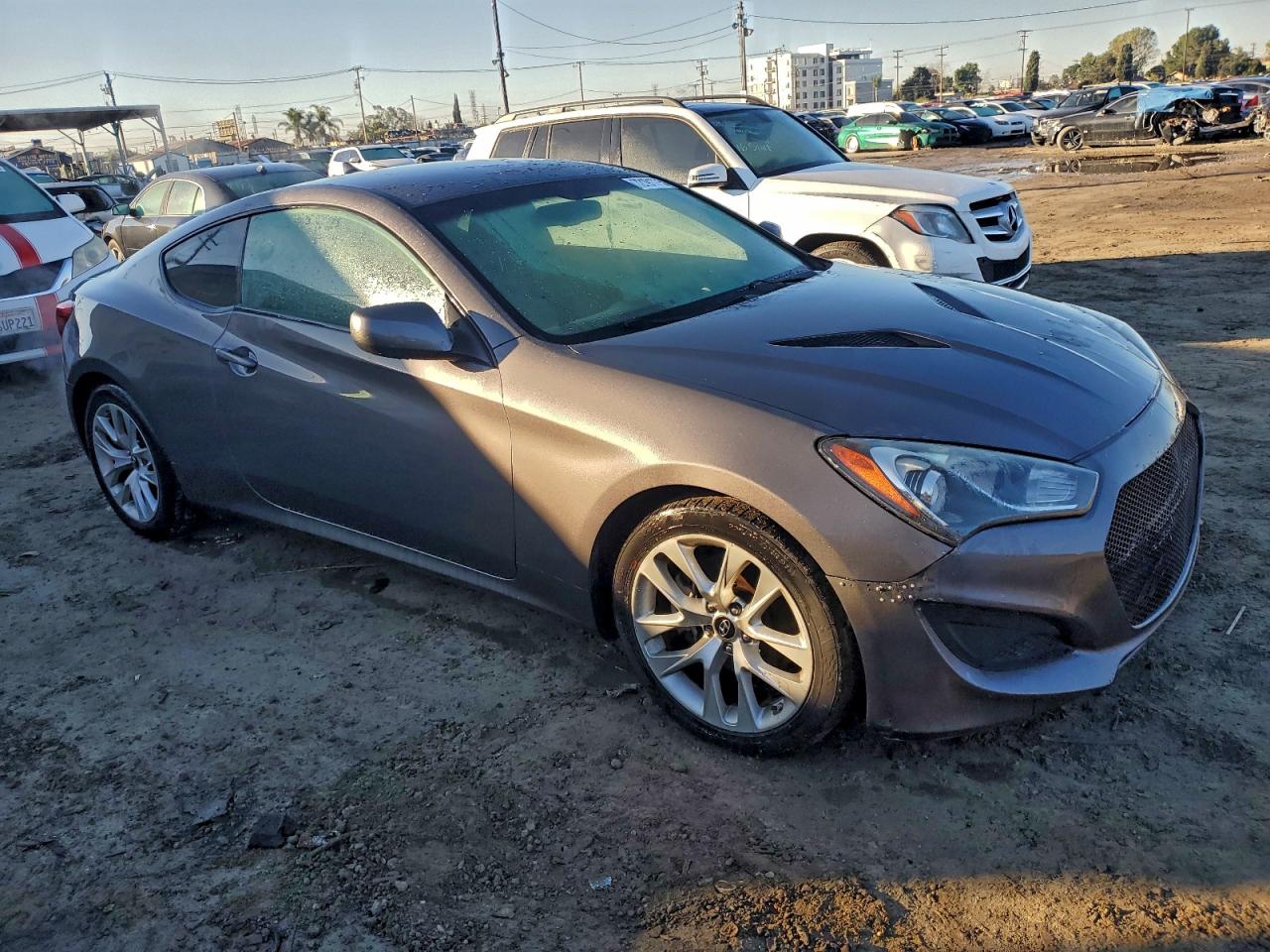 Hyundai Genesis 2.0t Image 3