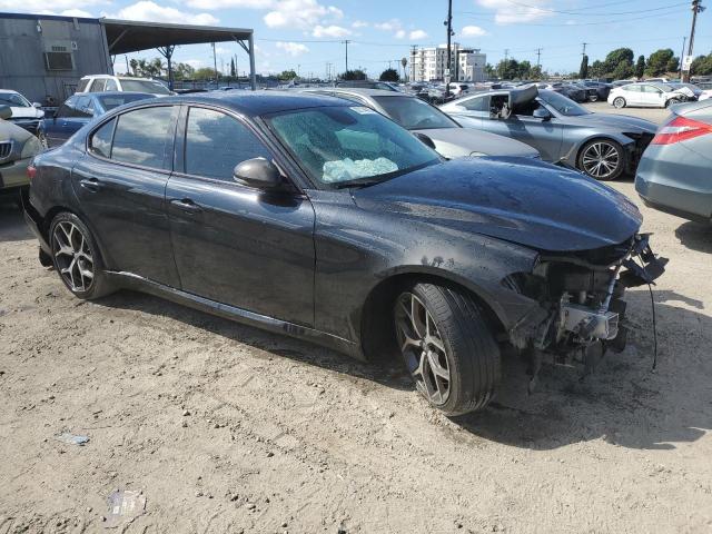 Alfa Romeo Giulia Image 5