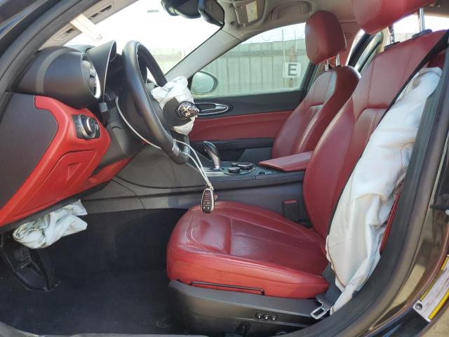 Alfa Romeo Giulia Image 9