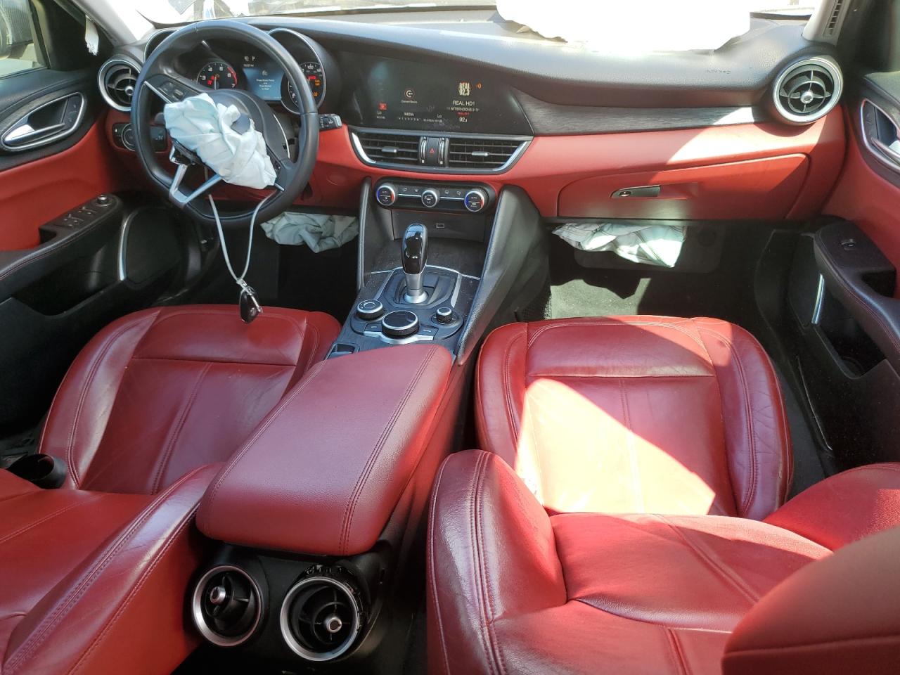 Alfa Romeo Giulia Image 12