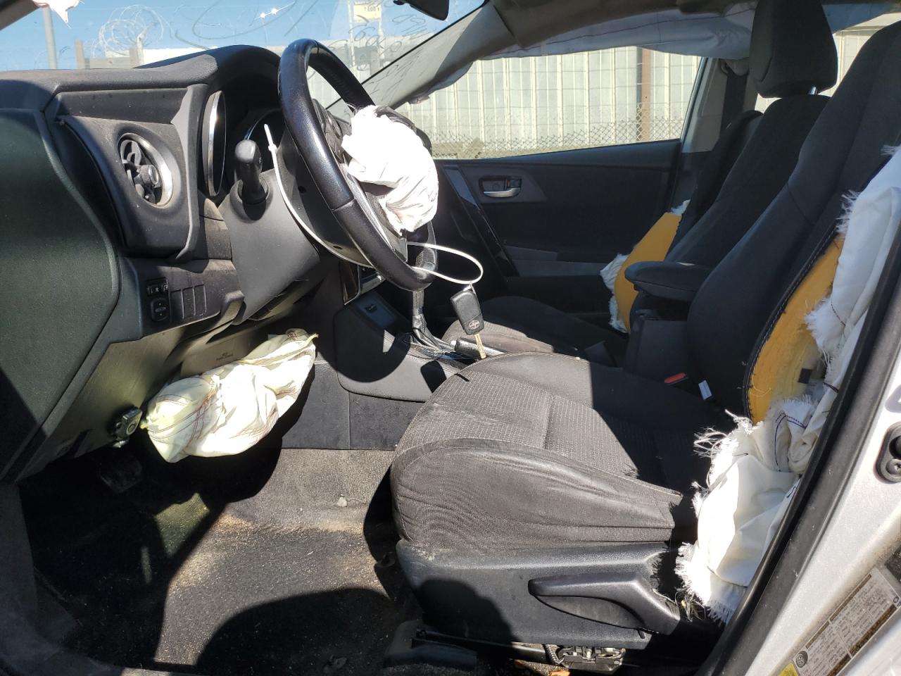 Toyota Scion Image 12