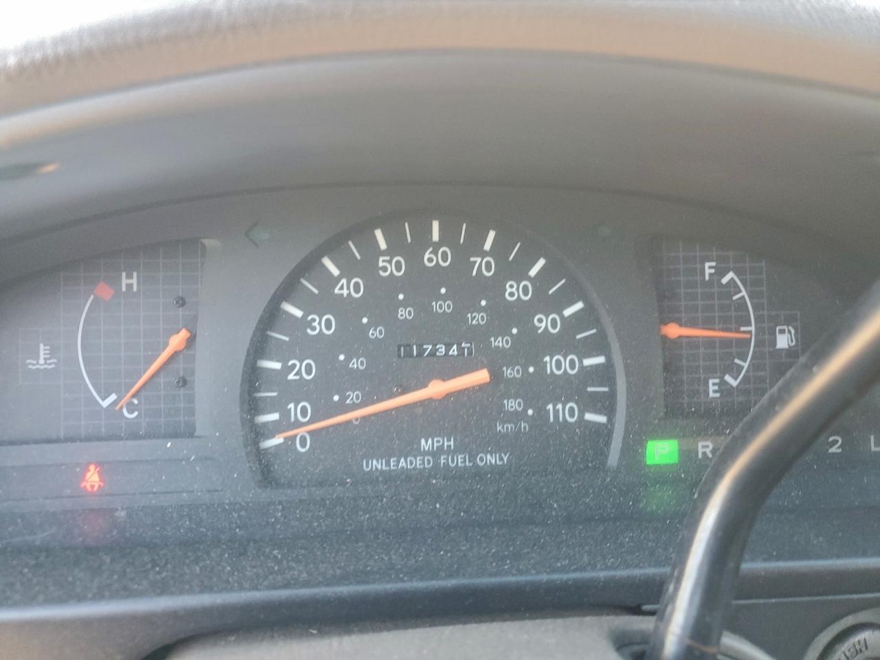 Toyota Tacoma Image 4