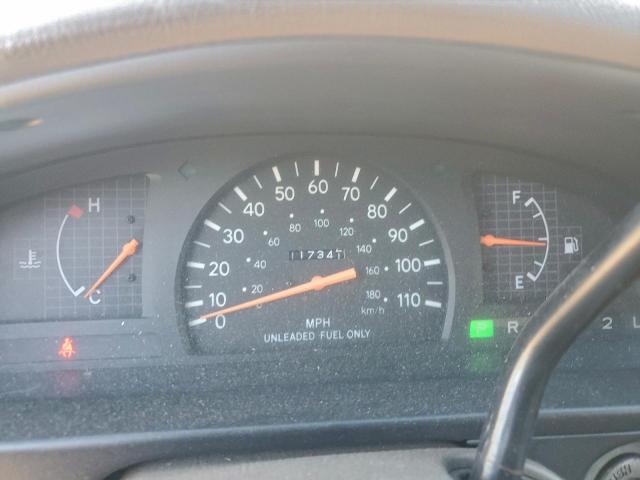 Toyota Tacoma Image 4