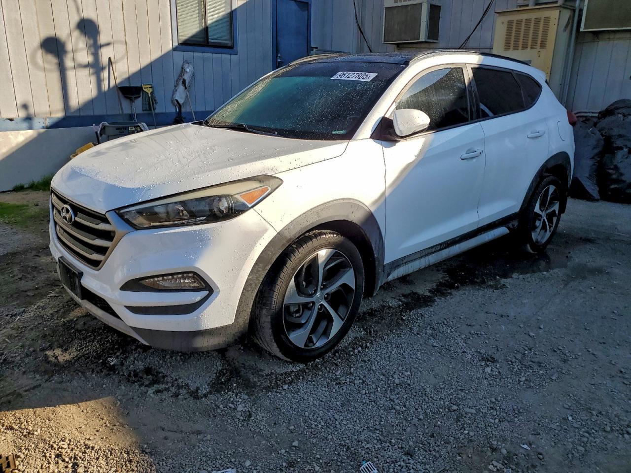 Hyundai TUCSON Value Image 1