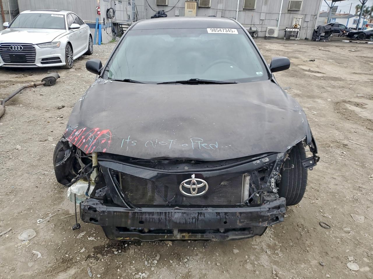 Toyota Camry Base Image 6