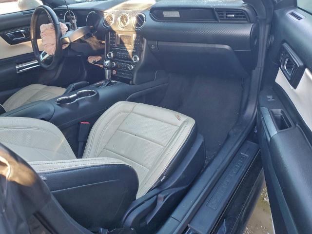 Ford Mustang Image 10