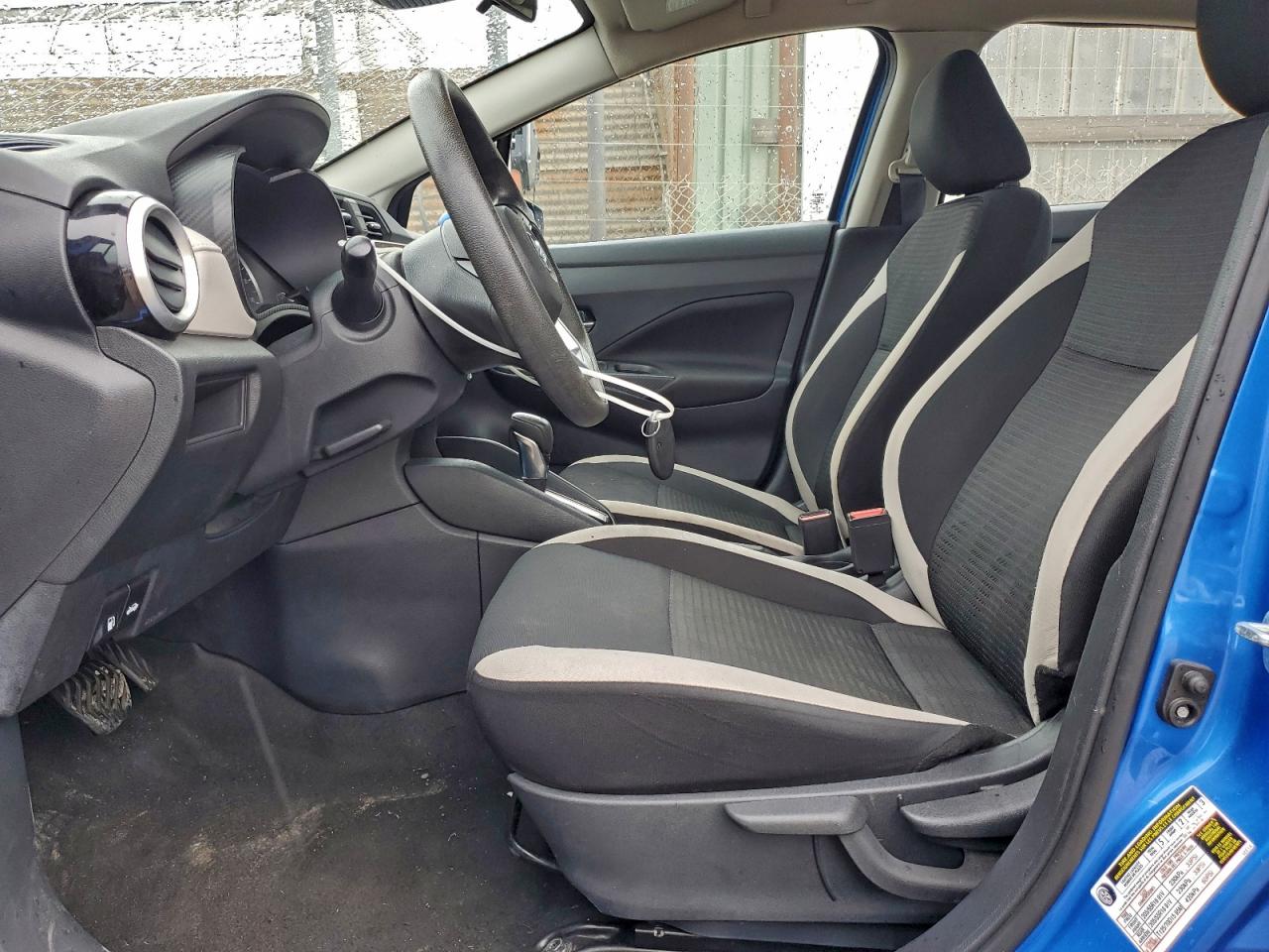 Nissan Versa Sv Image 10