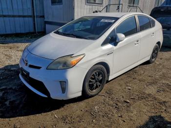  Salvage Toyota Prius