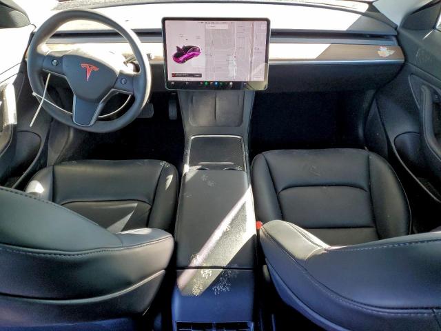 Tesla Model 3 Image 6