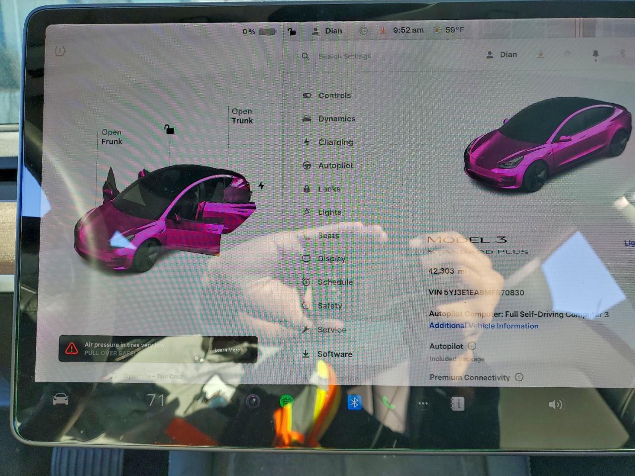 Tesla Model 3 Image 11