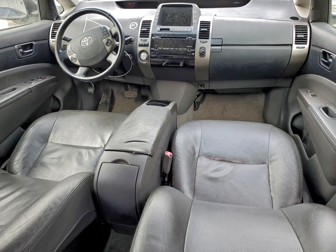 Toyota Prius Image 13