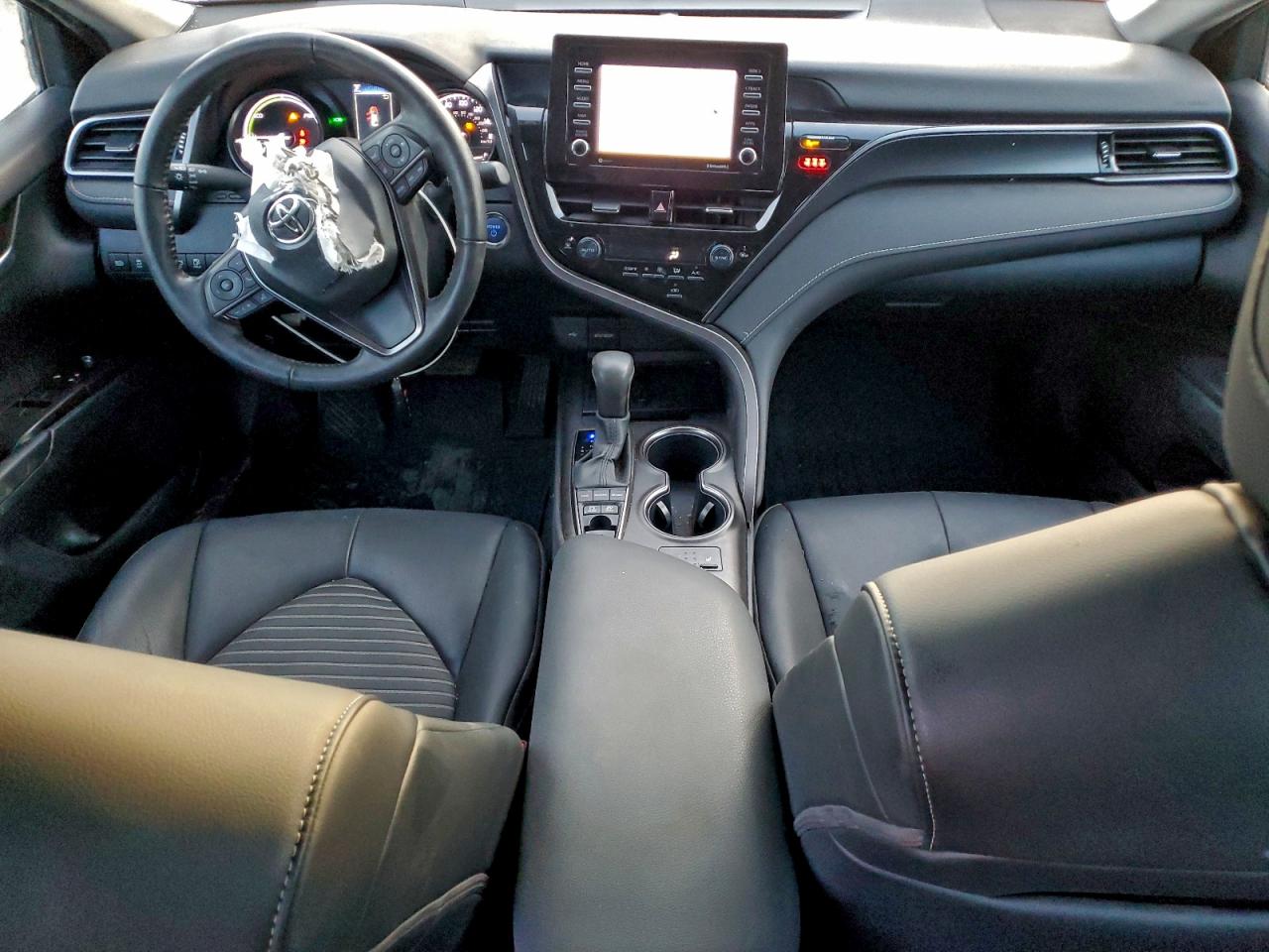 Toyota Camry Se Night Shade Image 7