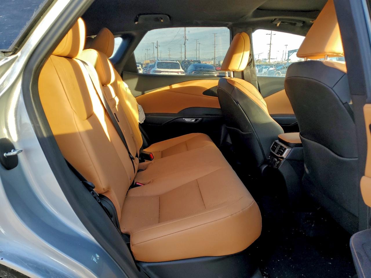 Lexus RX 350 Base Image 10