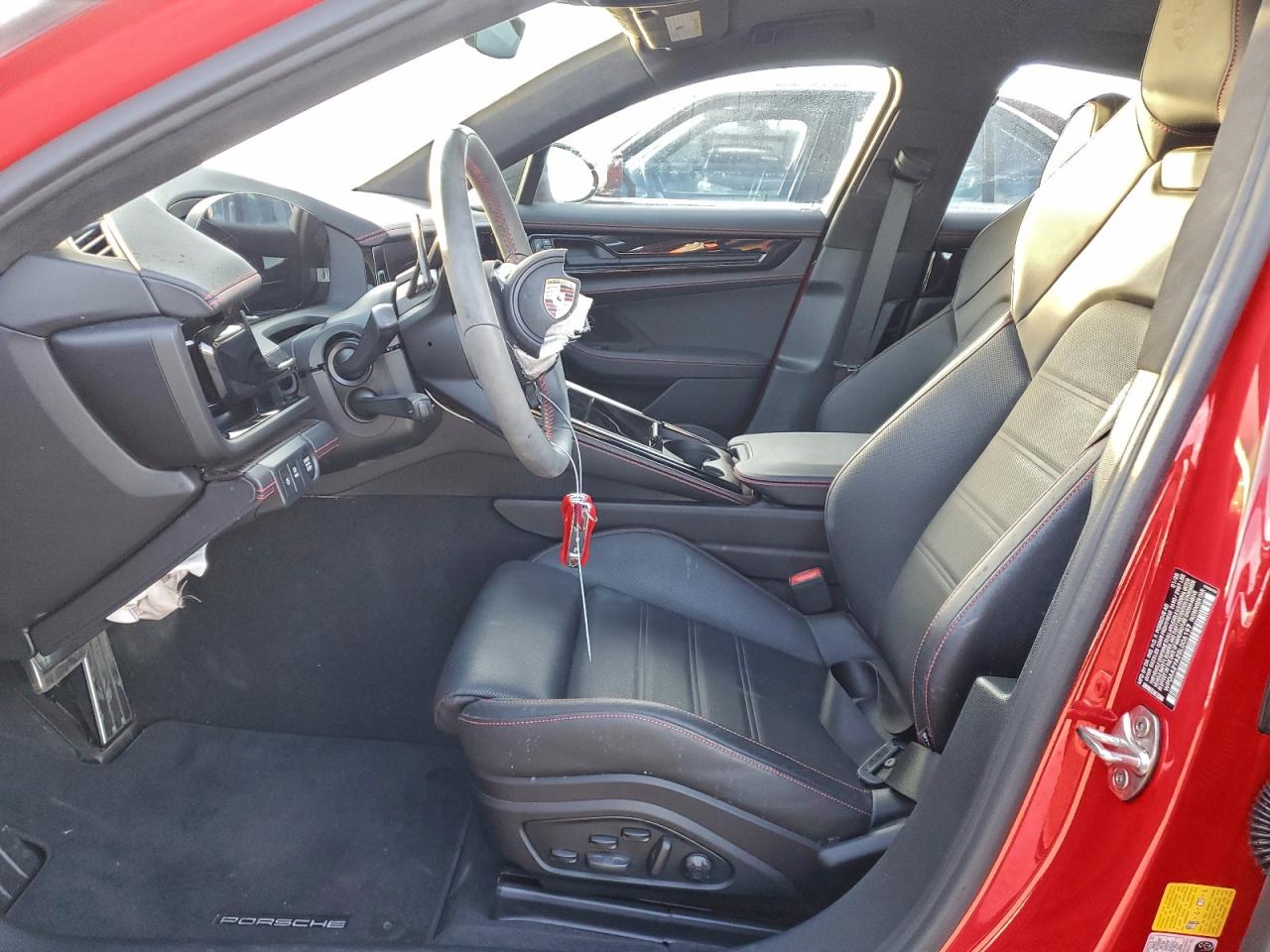 Porsche Panamera Base Image 4