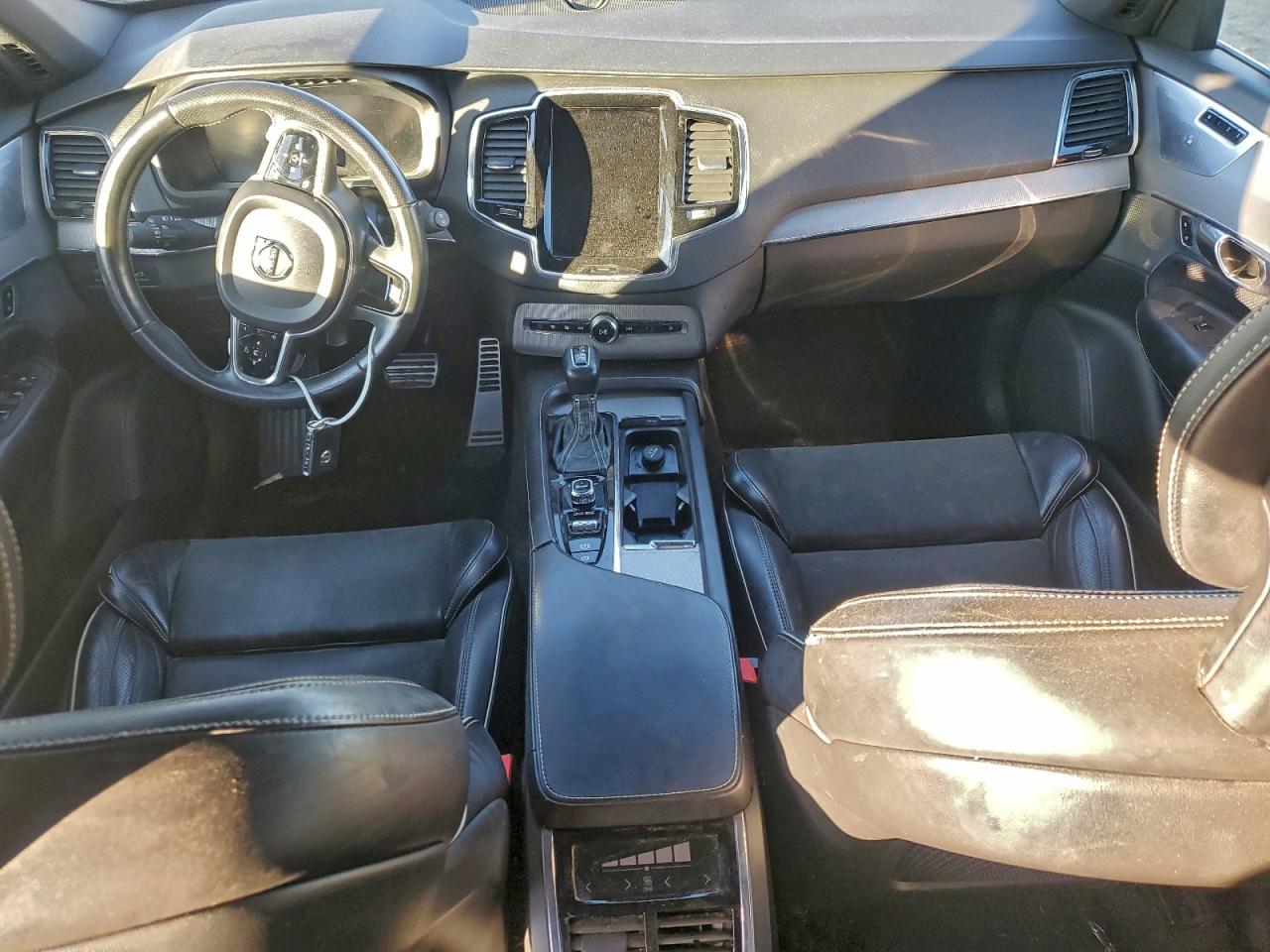 Volvo XC90 T6 Image 5