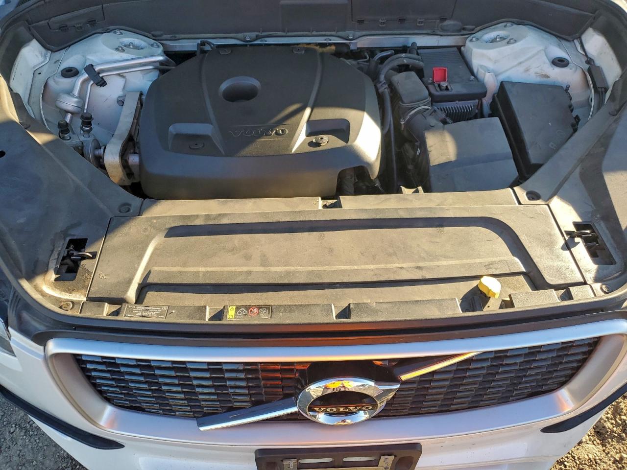 Volvo XC90 T6 Image 12