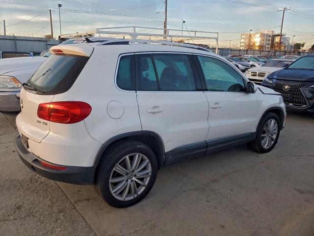 Volkswagen Tiguan S Image 13