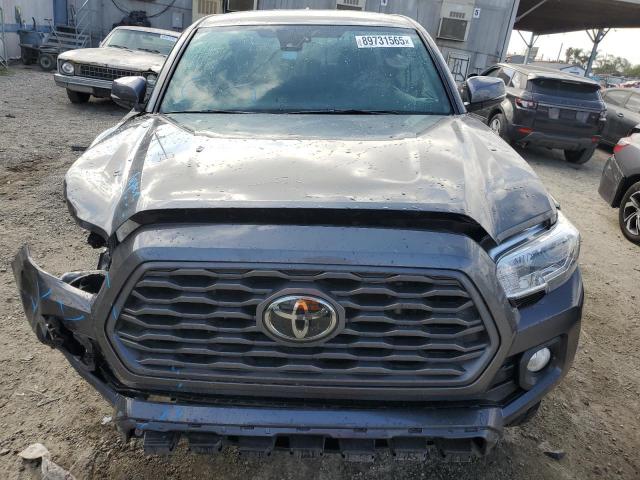 Toyota Tacoma Double Cab Image 3