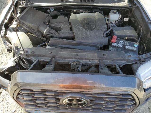 Toyota Tacoma Double Cab Image 11