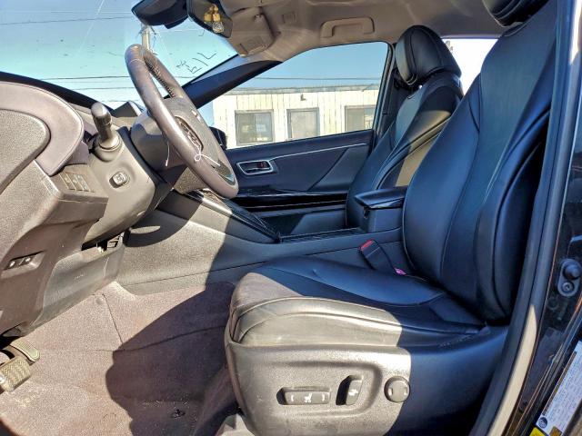 Toyota Mirai Image 3