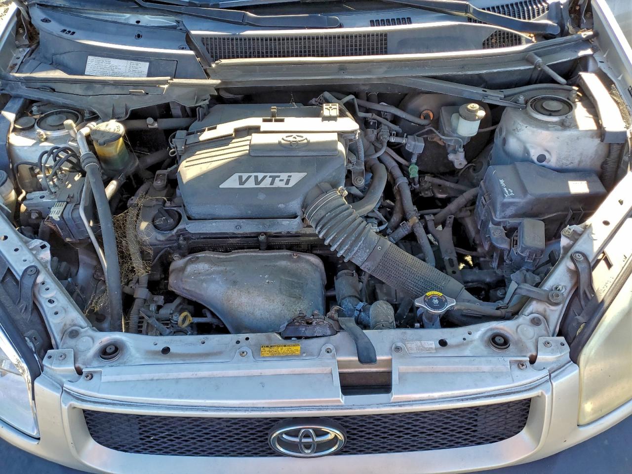 Toyota RAV4 Image 10