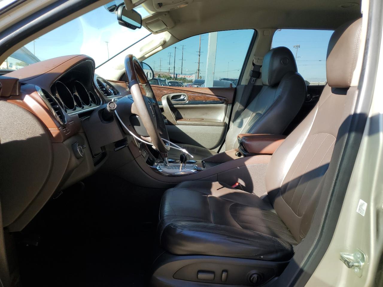 Buick Enclave Image 9