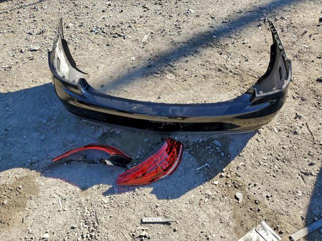 Mercedes-Benz E-Class 350 Image 8