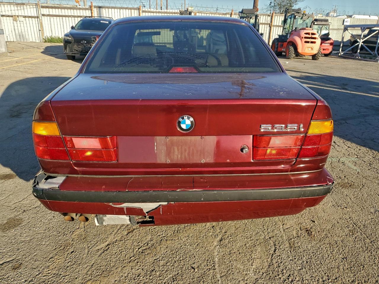 BMW 5 Series I Image 11