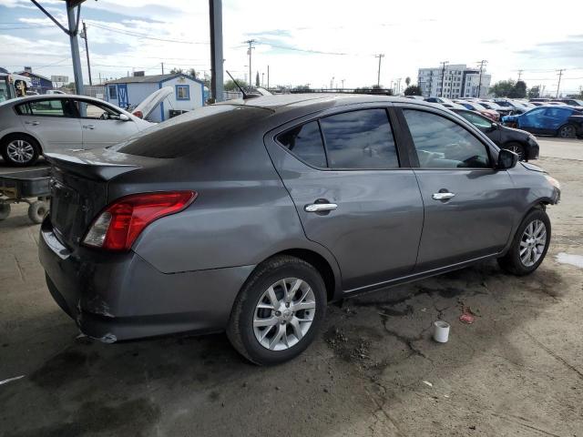 Nissan Versa S Image 3