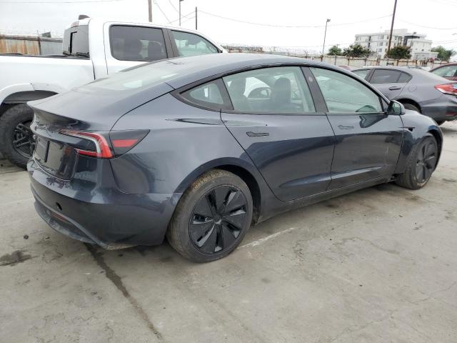 Tesla Model 3 Image 4