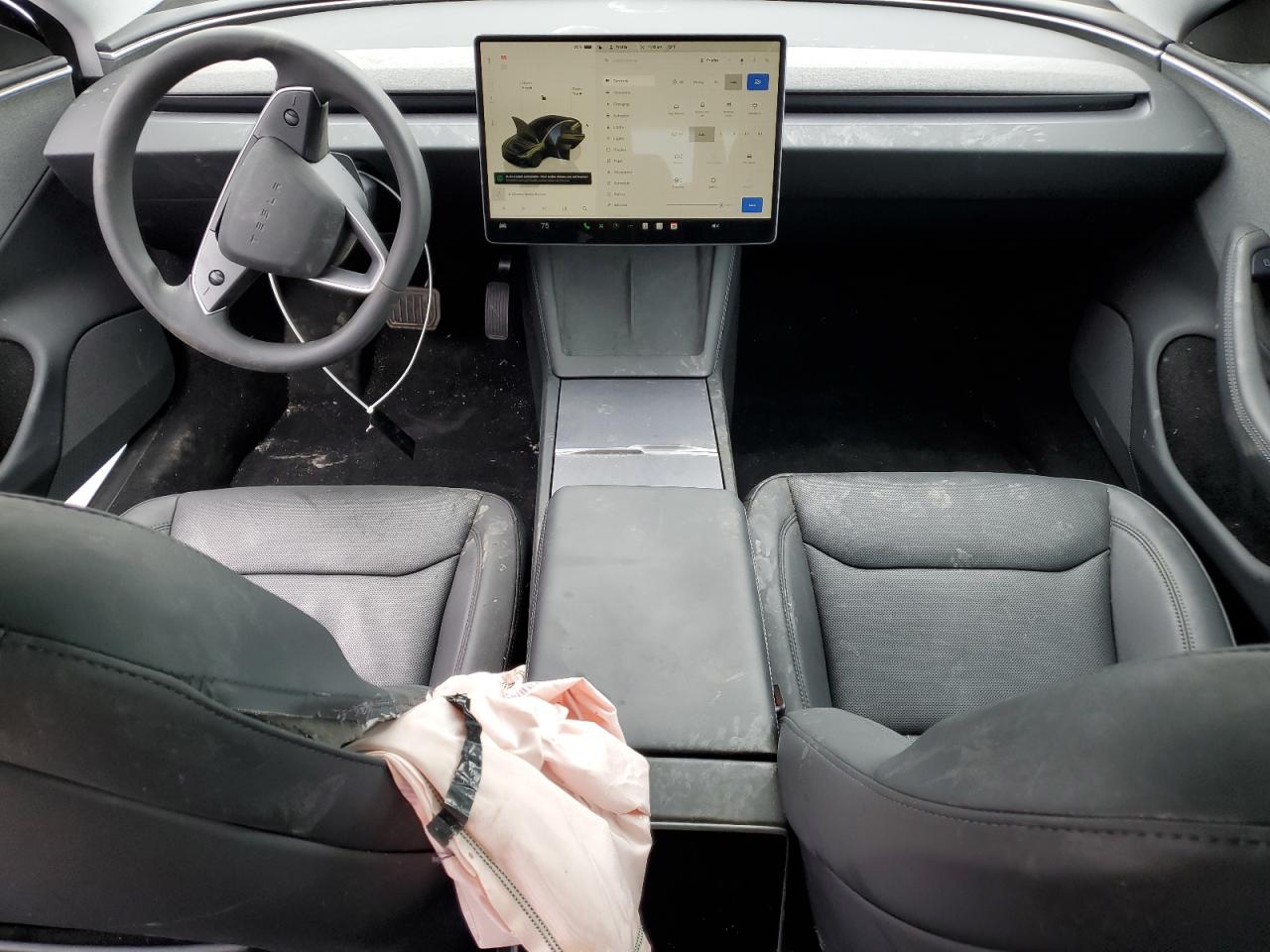 Tesla Model 3 Image 8