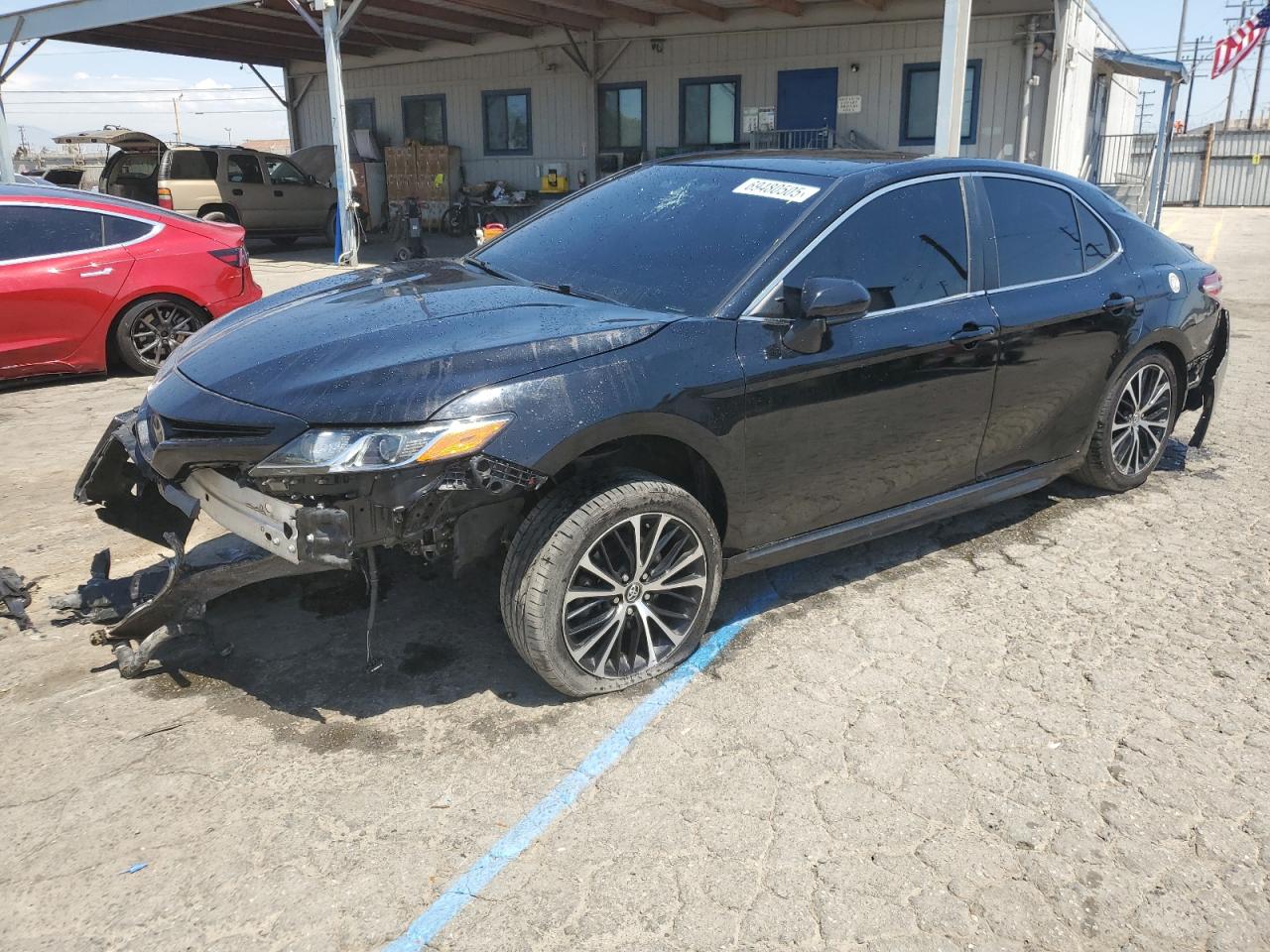 Toyota Camry Se Image 1