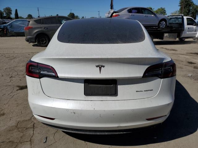 Tesla Model 3 Image 7