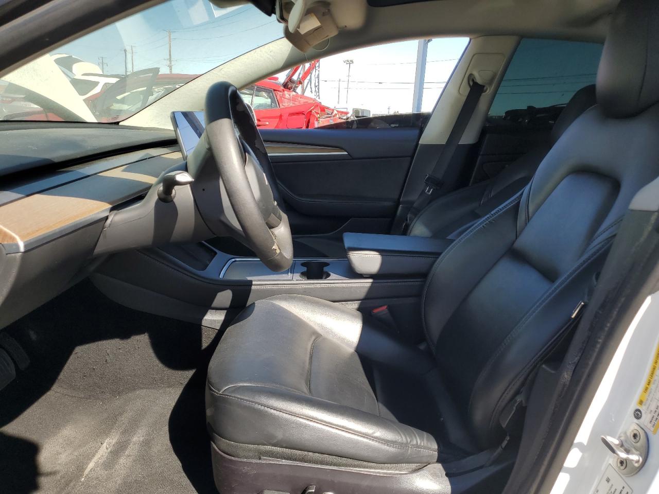 Tesla Model 3 Image 11