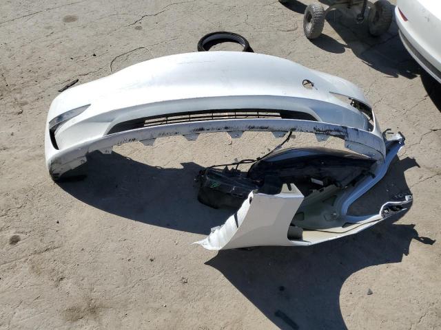 Tesla Model 3 Image 9