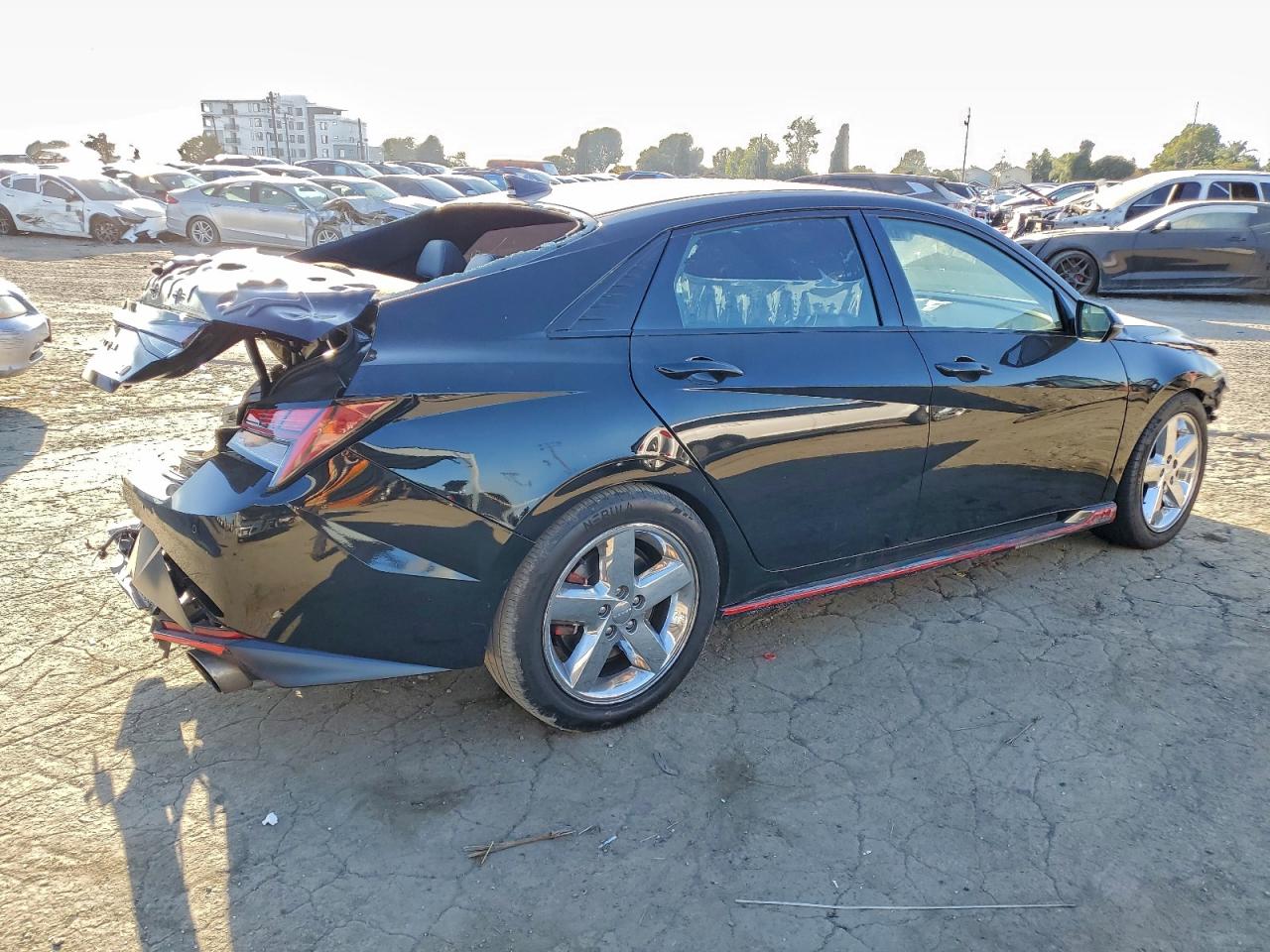 Hyundai ELANTRA Image 5