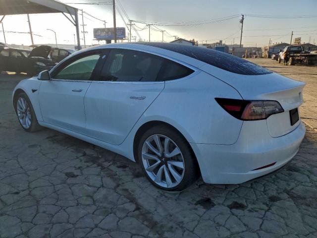 Tesla Model 3 Image 8
