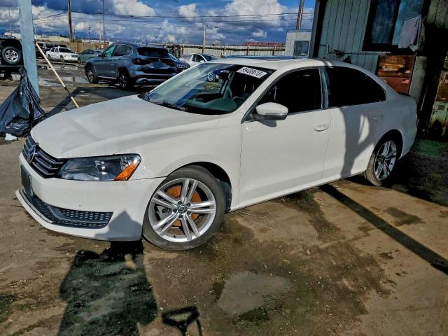  Salvage Volkswagen Passat